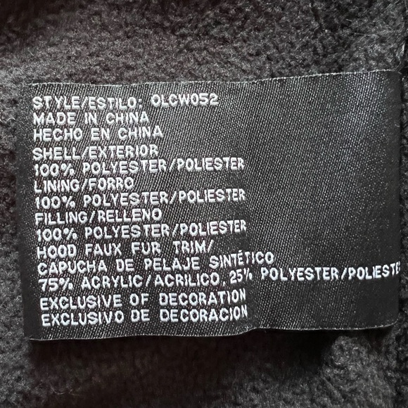 NWT - Canada Weather Gear black sleeveless hooded vest - Picture 5 of 9